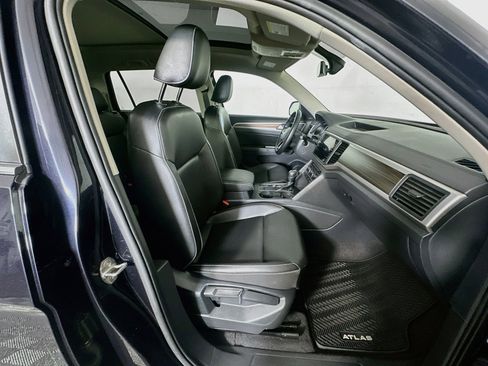 Used 2021 Volkswagen Atlas SE w/ Panoramic Sunroof Package FWD image 35