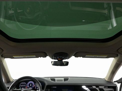 New 2025 Porsche Panamera 4 image 20