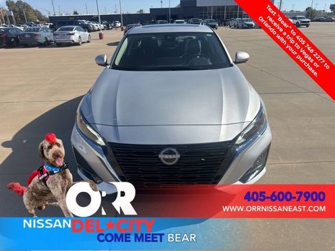 New 2025 Nissan Altima 2.5 SL image 8