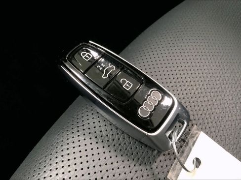 Used 2023 Audi Q7 Premium Plus w/ Premium Plus Package image 18