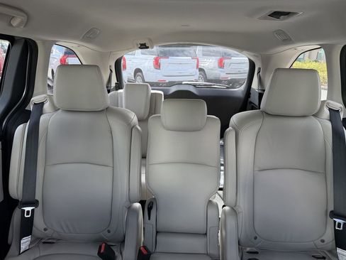 New 2026 Honda Odyssey Elite image 18