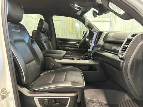 Used 2025 RAM 1500 Laramie w/ Sport Appearance Package image 31