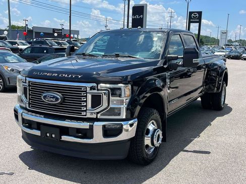 Used 2022 Ford F350 Lariat w/ Lariat Ultimate Package AWD/4WD image 32