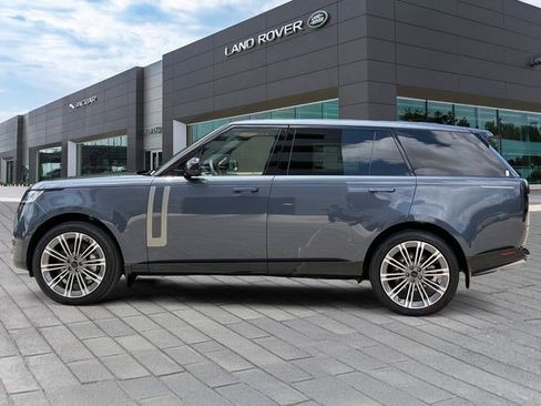 New 2026 Land Rover Range Rover Long Wheelbase SE AWD/4WD image 2