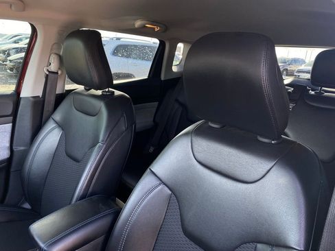 Used 2022 Jeep Compass Latitude image 20