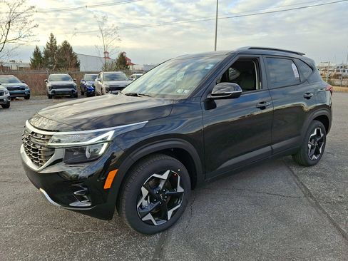 New 2026 Kia Seltos S image 4