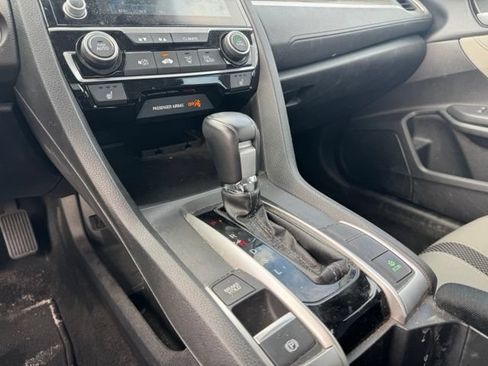 Used 2019 Honda Civic EX image 16