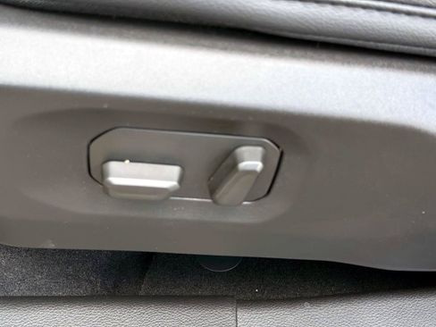 New 2026 Jeep Gladiator Sport AWD/4WD image 13
