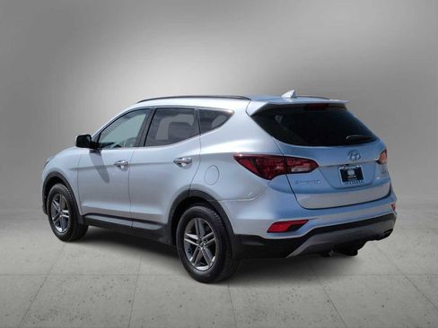 Used 2017 Hyundai Santa Fe Sport image 6