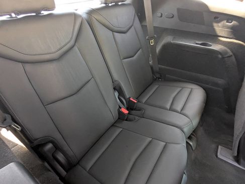 Used 2021 Cadillac XT6 Premium Luxury image 18