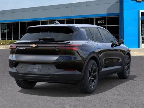 New 2026 Chevrolet Equinox EV LT w/ Comfort Package FWD image 28