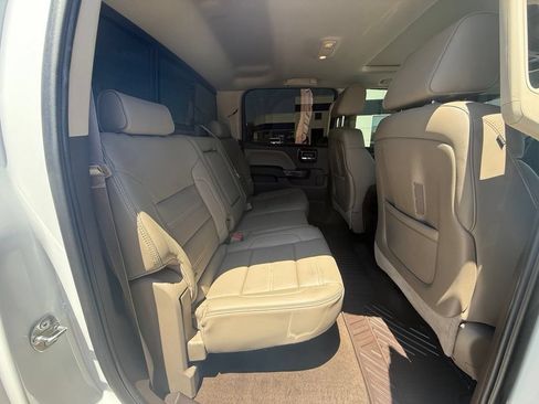 Used 2015 GMC Sierra 2500 Denali w/ Duramax Plus Package AWD/4WD image 19