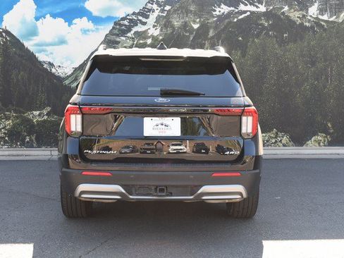 Used 2025 Ford Explorer Platinum w/ LUX Leather Package AWD/4WD image 10
