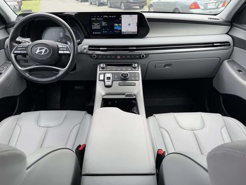 Used 2024 Hyundai Palisade SEL AWD/4WD image 2