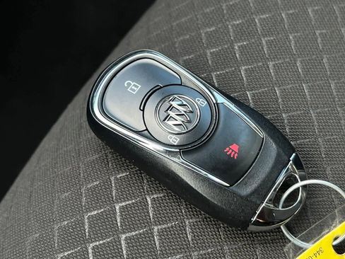 Used 2019 Buick Encore Preferred FWD image 25