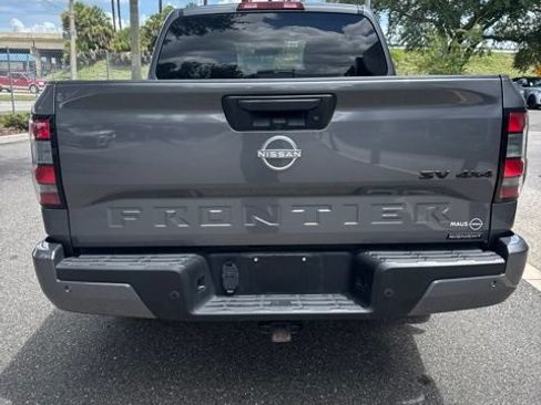 Used 2023 Nissan Frontier SV w/ Midnight Edition Package AWD/4WD image 5