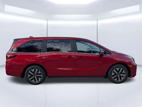 New 2026 Honda Odyssey EX-L image 3