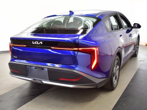 Used 2025 Kia K4 FWD image 7