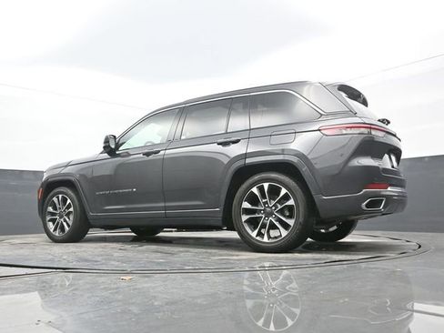 Used 2023 Jeep Grand Cherokee Overland w/ Luxury Tech Group IV image 58