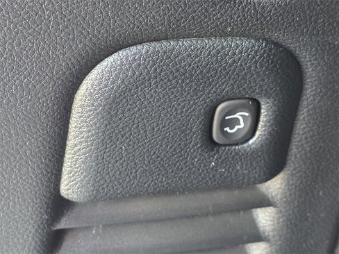 Used 2022 Dodge Durango GT image 15