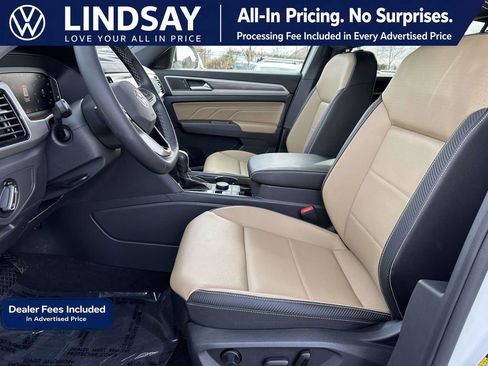 Certified 2023 Volkswagen Atlas Cross Sport SE w/ Black Wheel Package AWD/4WD image 11