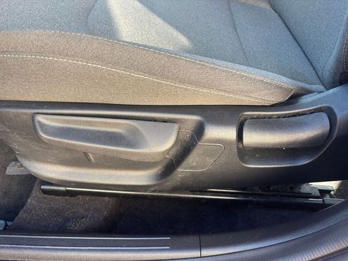 Used 2025 Kia K4 LXS image 23