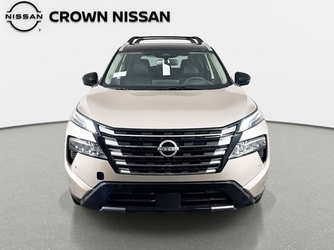 New 2026 Nissan Rogue Platinum image 2