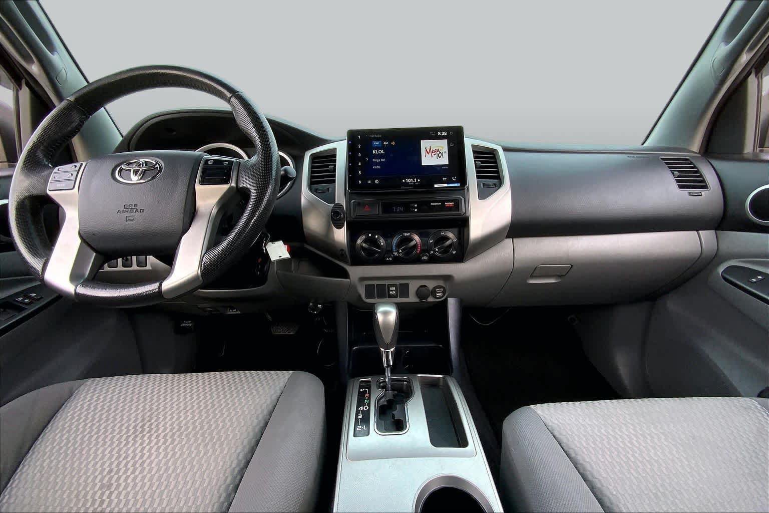 Used 2013 Toyota Tacoma PreRunner w/ SR5 Pkg RWD image 15