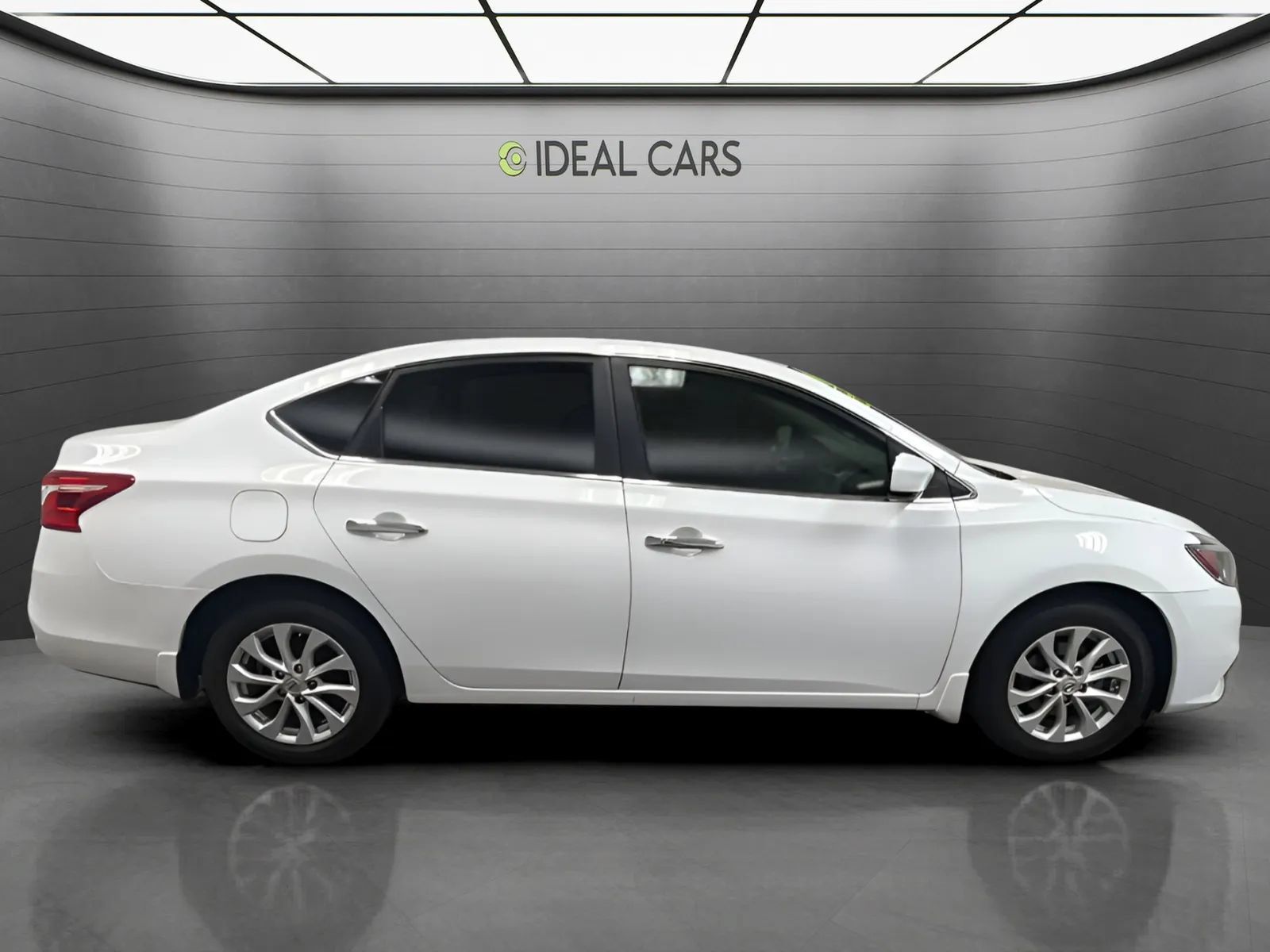 Used 2019 Nissan Sentra SV FWD image 4