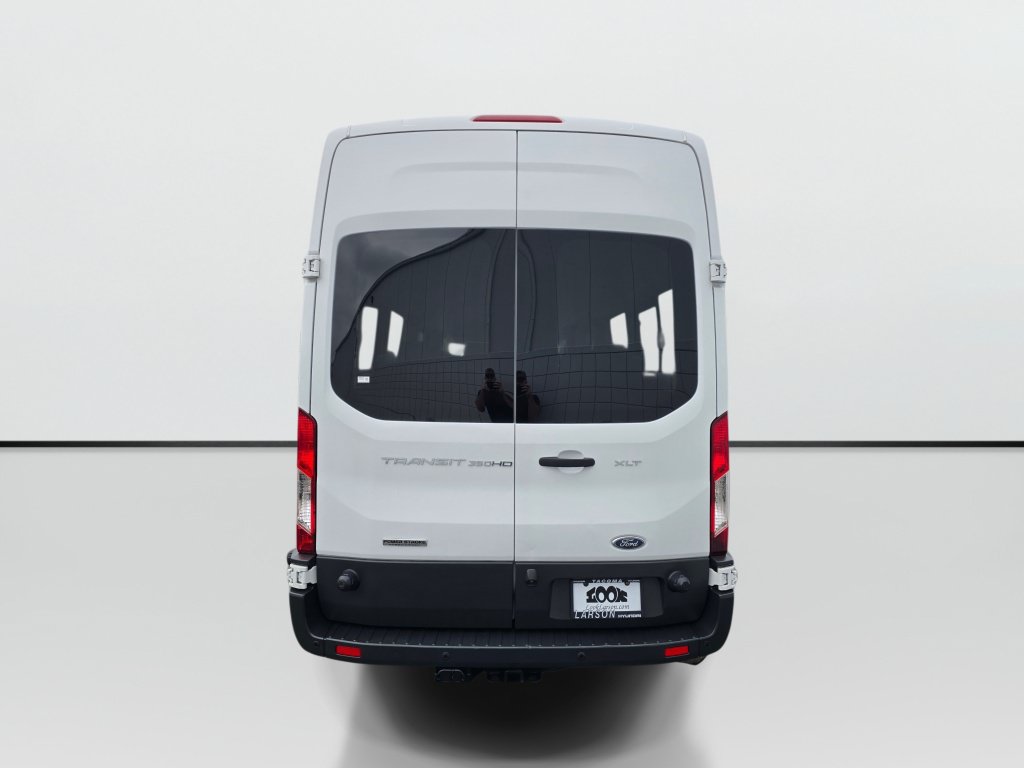 Used 2017 Ford Transit 350 XLT RWD image 4