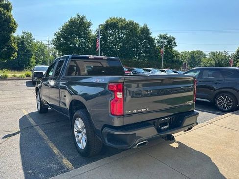 Used 2019 Chevrolet Silverado 1500 Custom w/ Custom Value Package AWD/4WD image 5