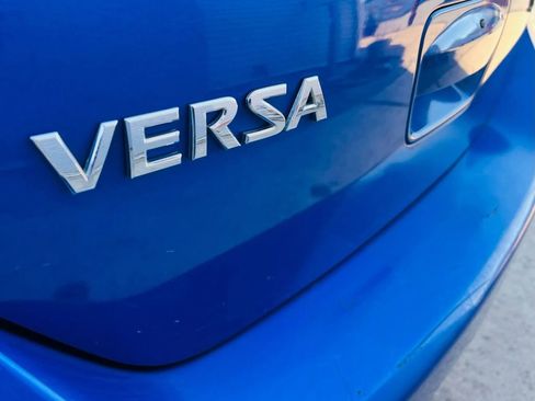 Used 2009 Nissan Versa SL w/ Convenience Pkg image 15