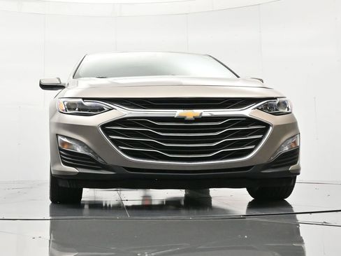 Used 2024 Chevrolet Malibu LT FWD image 36