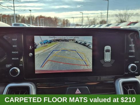 Used 2022 Kia Sorento S w/ Panoramic Sunroof Package image 7