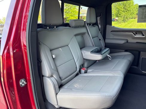 Used 2023 GMC Sierra 1500 SLT w/ SLT Premium Plus Package AWD/4WD image 47