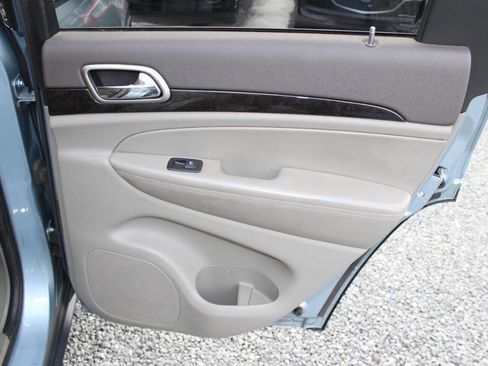 Used 2012 Jeep Grand Cherokee Laredo image 21