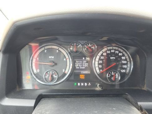 Used 2011 RAM 3500 ST AWD/4WD image 11