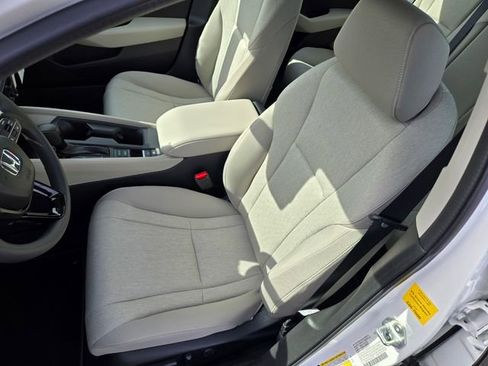 New 2026 Honda Accord SE image 9