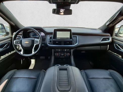 Used 2024 Chevrolet Tahoe Premier RWD image 18