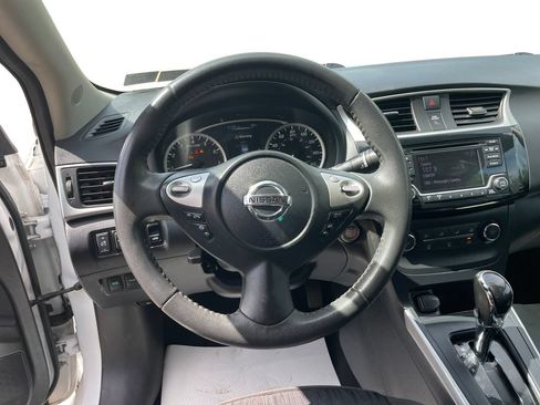 Used 2017 Nissan Sentra SV FWD image 21