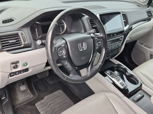 Used 2016 Honda Pilot Touring image 10