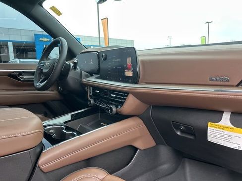 Certified 2025 Chevrolet Tahoe High Country image 40