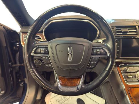 Used 2017 Lincoln Continental Reserve w/ Technology Package AWD/4WD image 15