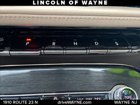 Used 2023 Lincoln Nautilus Reserve w/ Equipment Group 201A AWD/4WD image 22