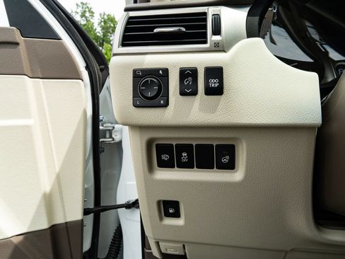 Used 2018 Lexus GX 460 Luxury AWD/4WD image 59