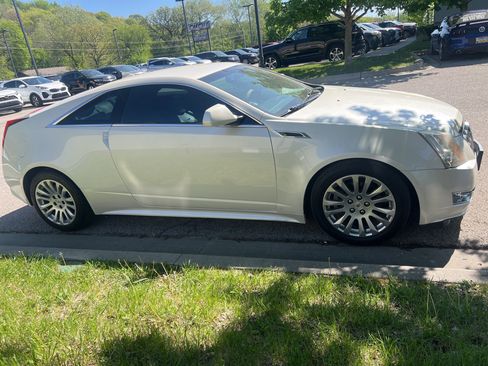 Used 2014 Cadillac CTS Performance w/ Performance Luxury Package image 4