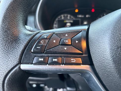 Used 2024 Nissan Kicks SV image 16