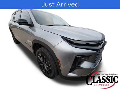 Used 2024 Chevrolet Traverse LT w/ Enhanced Driving Package