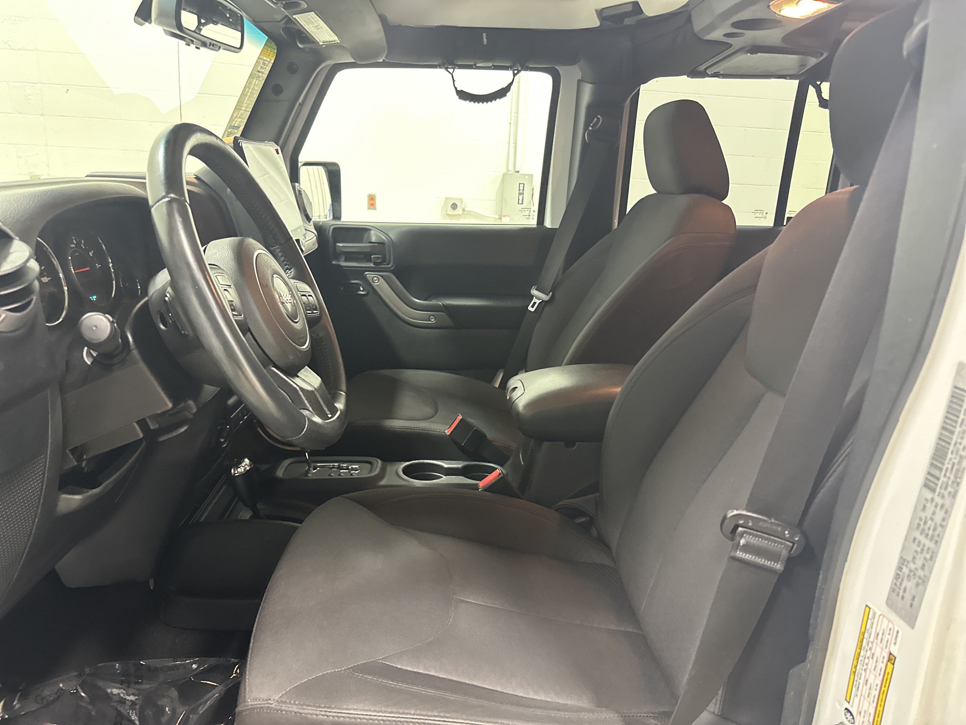 Used 2016 Jeep Wrangler Unlimited Sport w/ Quick Order Package 24S AWD/4WD image 16
