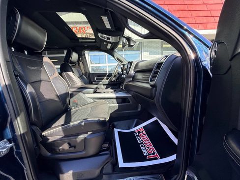 Used 2022 RAM 2500 Laramie w/ Night Edition image 37